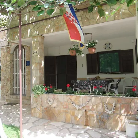 Apartament Priko *